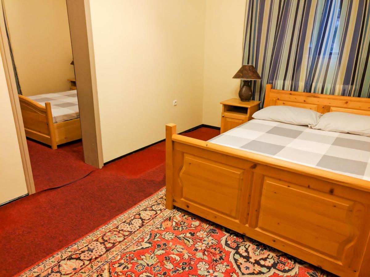 Motel Stecak Jajce Extérieur photo