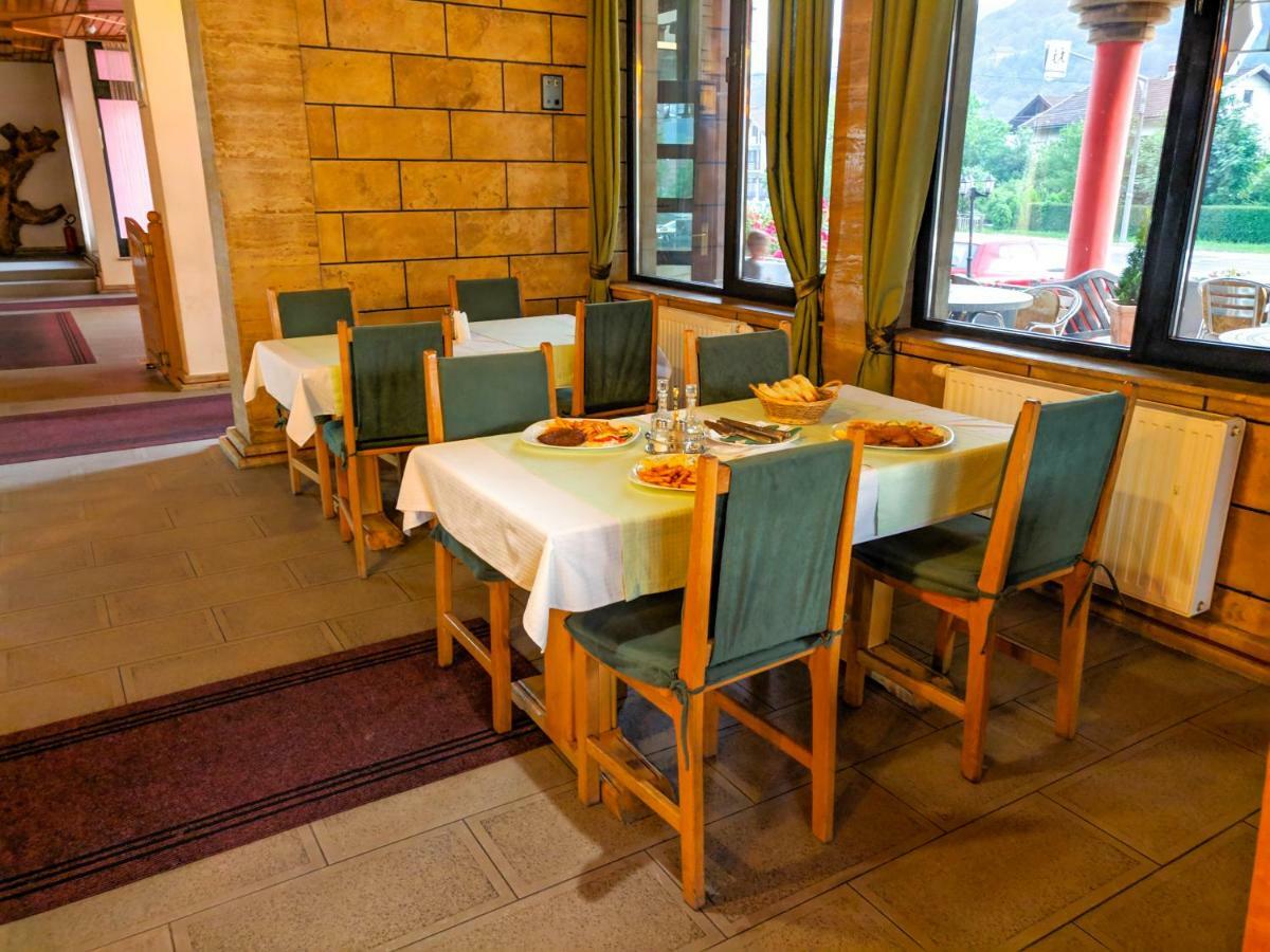 Motel Stecak Jajce Extérieur photo